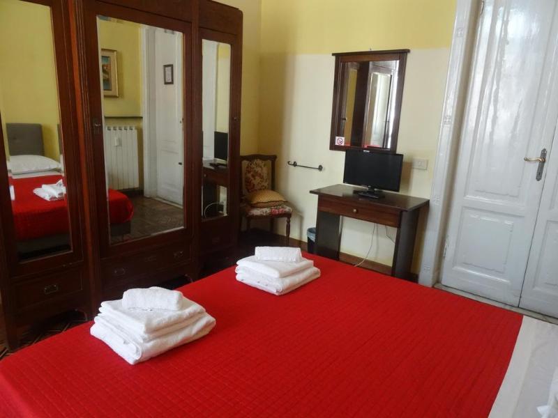 Albergo Locanda Alambra Genua Exteriör bild